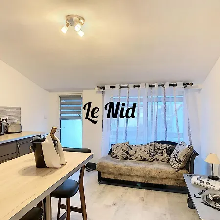 アパート La 22 Bis